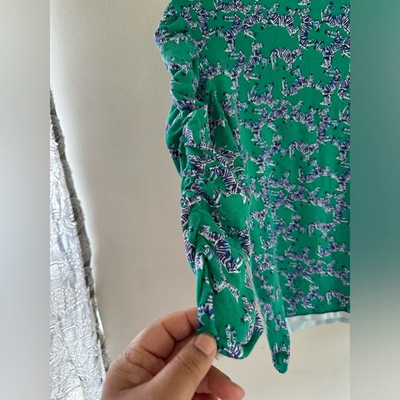 Lilly Pulitzer Sweater Women’s  Green Blue Zebra Preppy 3/4 Sleeve size medium - Picture 6 of 10